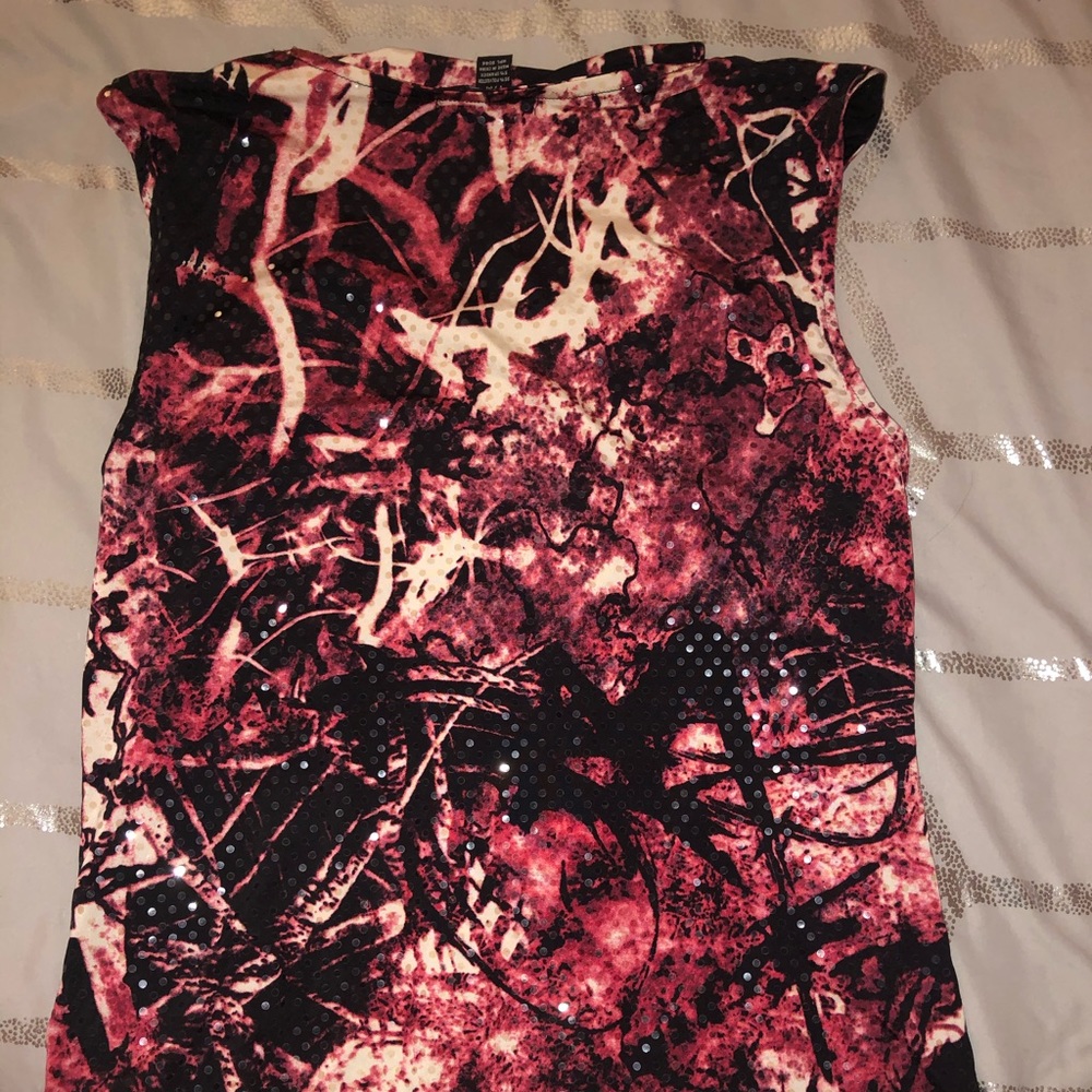 blouse - Picture 2 of 3